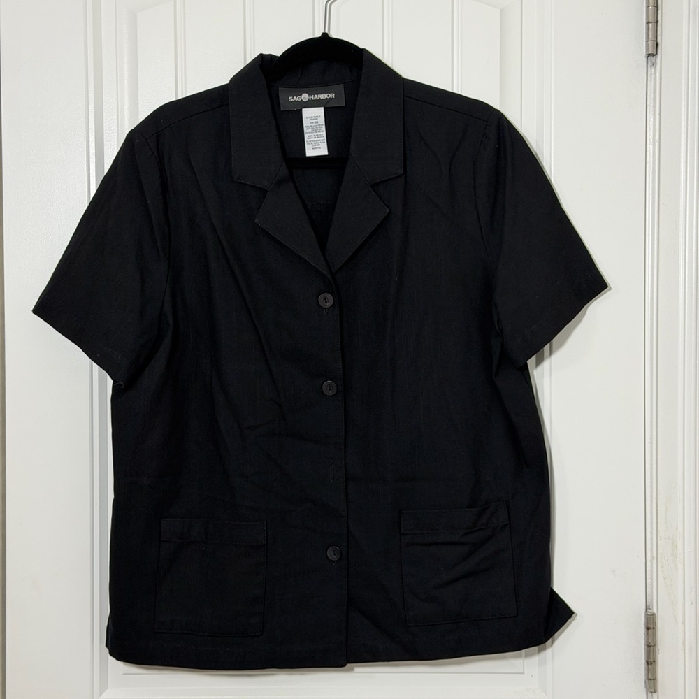 Sag Harbor Black Short-Sleeve Notch Collar button up
